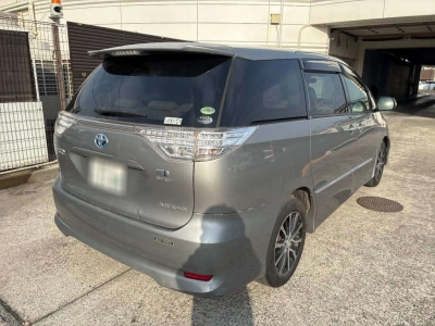 TOYOTA ESTIMA HYBRID
