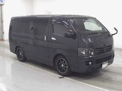 TOYOTA REGIUS VAN