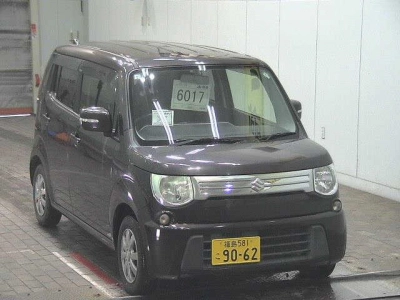 SUZUKI MRWAGON