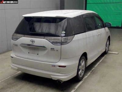 TOYOTA ESTIMA HYBRID