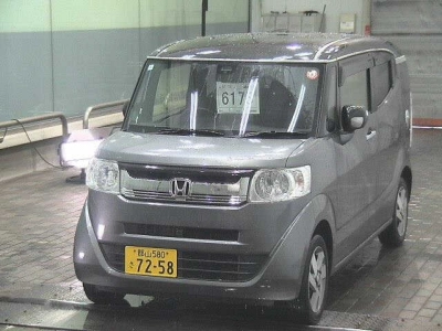 HONDA N-BOX SLASH