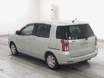 TOYOTA RAUM