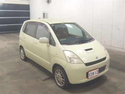 SUZUKI MRWAGON