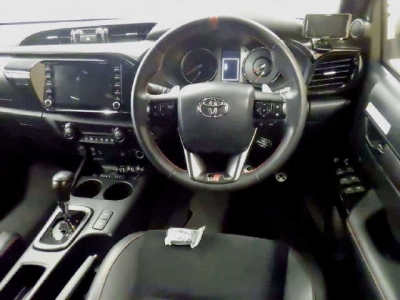 TOYOTA HILUX PICK UP