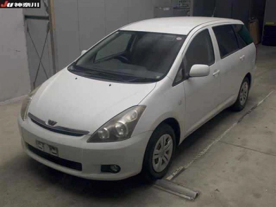 TOYOTA WISH