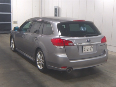 SUBARU OUTBACK