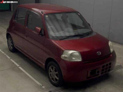 DAIHATSU ESSE
