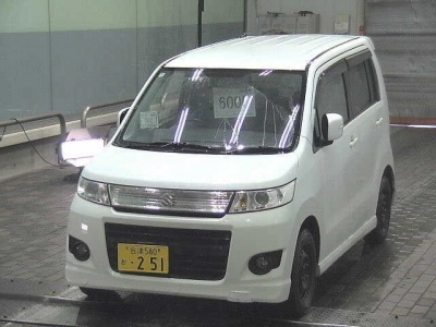 SUZUKI WAGON R STINGRAY