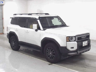 TOYOTA LAND CRUISER 250