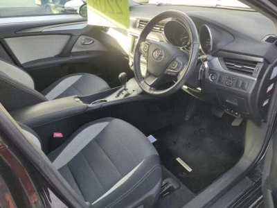TOYOTA AVENSIS WAGON