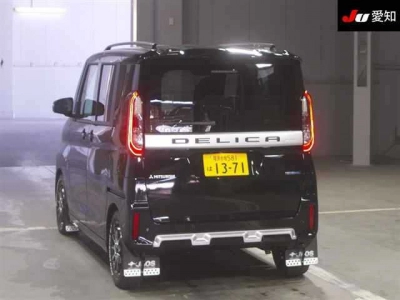 MITSUBISHI DELICA MINI