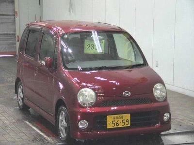 DAIHATSU MOVE LATTE