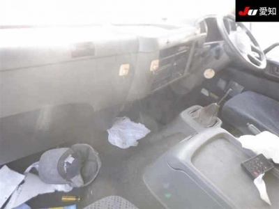 MITSUBISHI FUSO FIGHTER