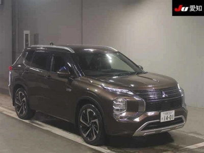 MITSUBISHI OUTLANDER PHEV