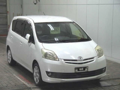 TOYOTA PASSO SETTE
