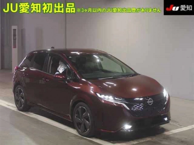 NISSAN AURA