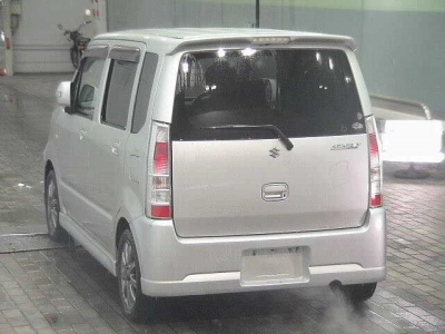 SUZUKI WAGON R STINGRAY