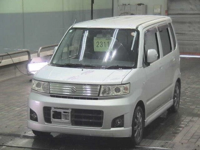 SUZUKI WAGON R STINGRAY