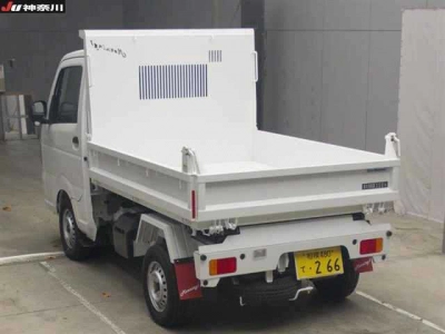 SUZUKI CARRY