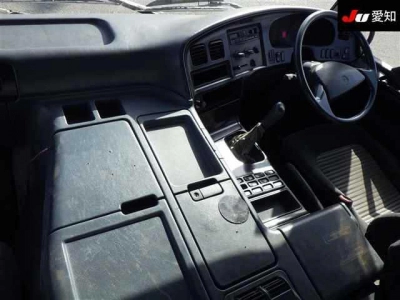 MITSUBISHI FUSO SUPER GREAT