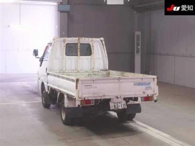 NISSAN VANETTE TRUCK