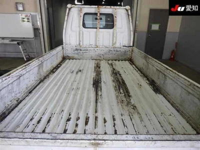 NISSAN VANETTE TRUCK