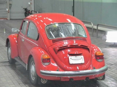 VOLKSWAGEN BEETLE