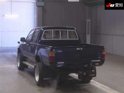 TOYOTA HILUX PICK UP