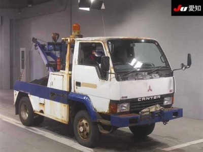 MITSUBISHI CANTER