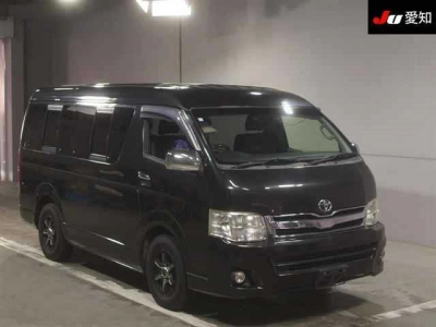 TOYOTA HIACE WAGON