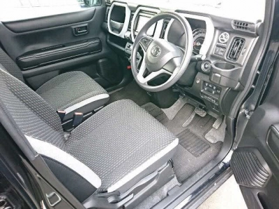 MAZDA FLAIR CROSSOVER