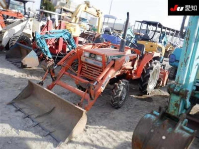 KUBOTA KUBOTA