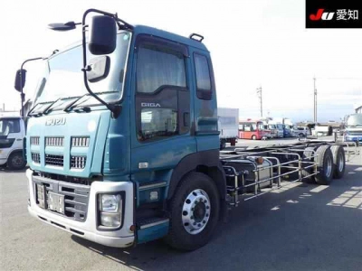 ISUZU GIGA