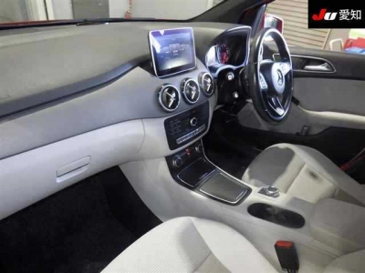 MERCEDES BENZ B CLASS