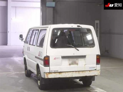 MAZDA BONGO VAN