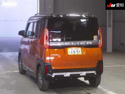 MITSUBISHI DELICA MINI