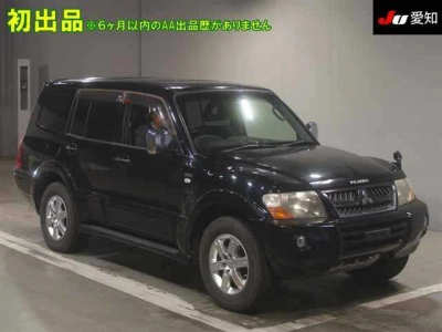 MITSUBISHI PAJERO