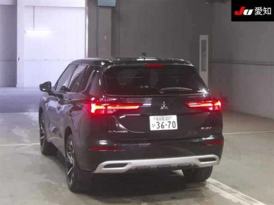 MITSUBISHI OUTLANDER PHEV