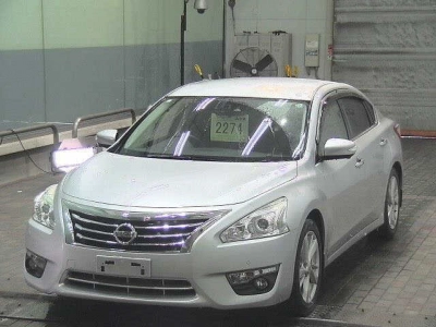NISSAN TEANA