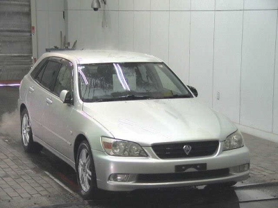 TOYOTA ALTEZZA GITA