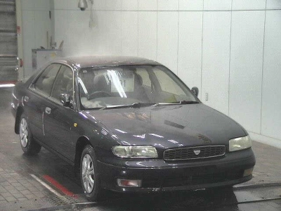 NISSAN BLUEBIRD