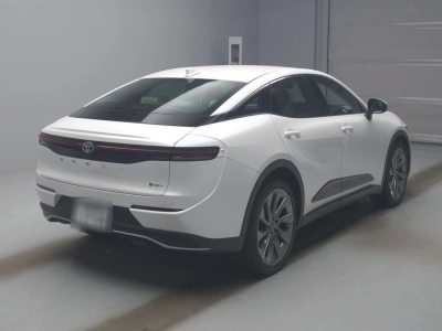 TOYOTA CROWN CROSSOVER