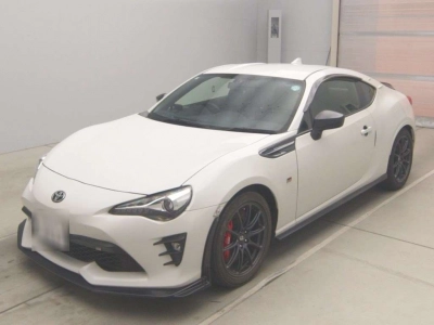 TOYOTA 86