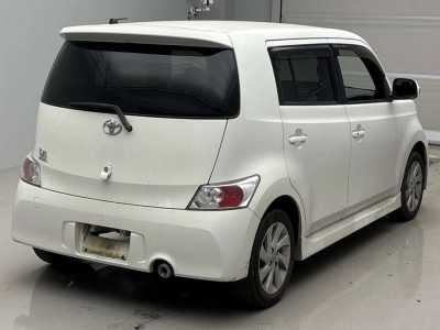 TOYOTA BB