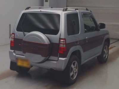 MITSUBISHI PAJERO MINI
