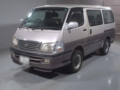 TOYOTA HIACE WAGON