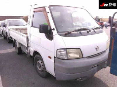 NISSAN VANETTE TRUCK