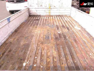 NISSAN VANETTE TRUCK