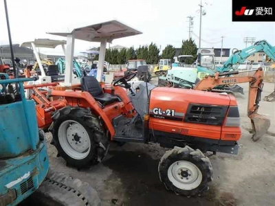 KUBOTA KUBOTA