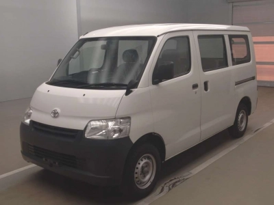 TOYOTA TOWN ACE VAN